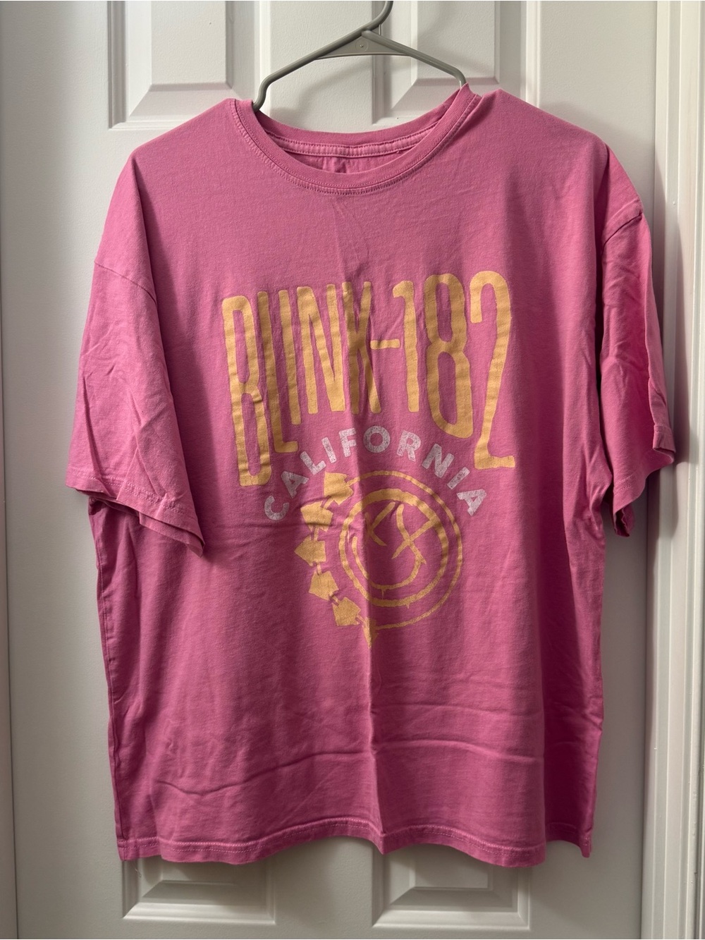Women’s graphic T-shirt